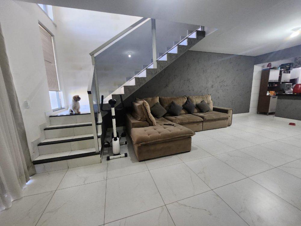 Casa, Masterville, 3 Quartos, 2 Vagas, 1 Suíte