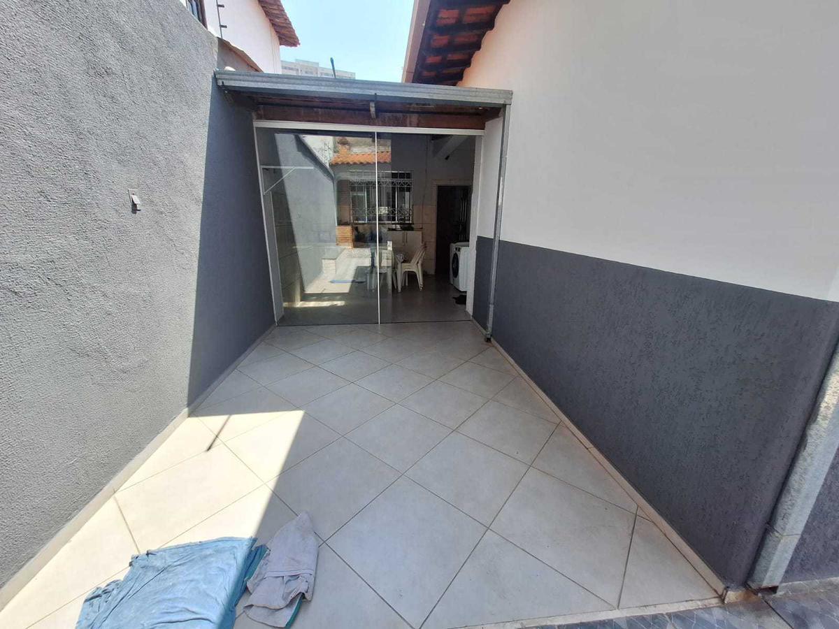 Casa, Jardim Riacho das Pedras, 3 Quartos, 8 Vagas, 2 Suítes