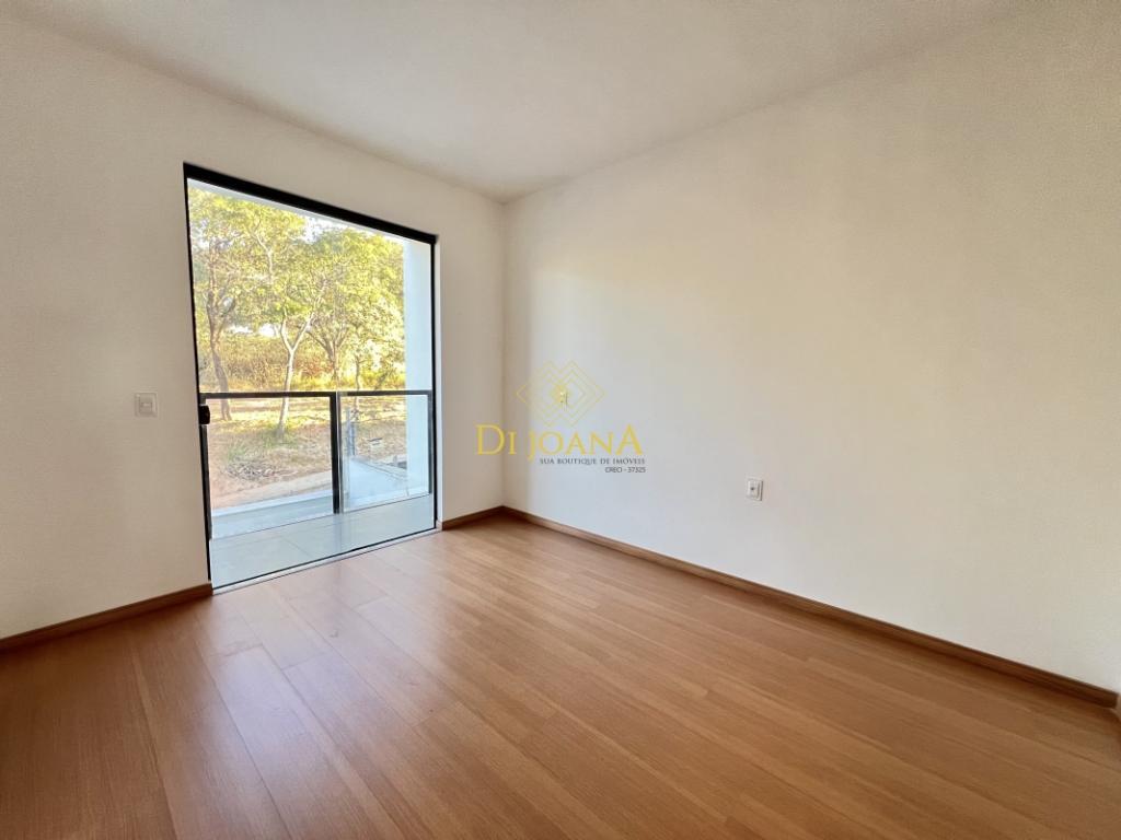 Casa, Centro, 3 Quartos, 4 Vagas, 1 Suíte