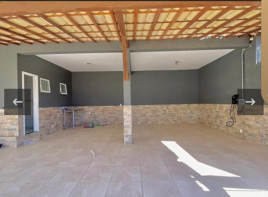 Casa, Santa Branca, 4 Quartos, 2 Vagas, 2 Suítes