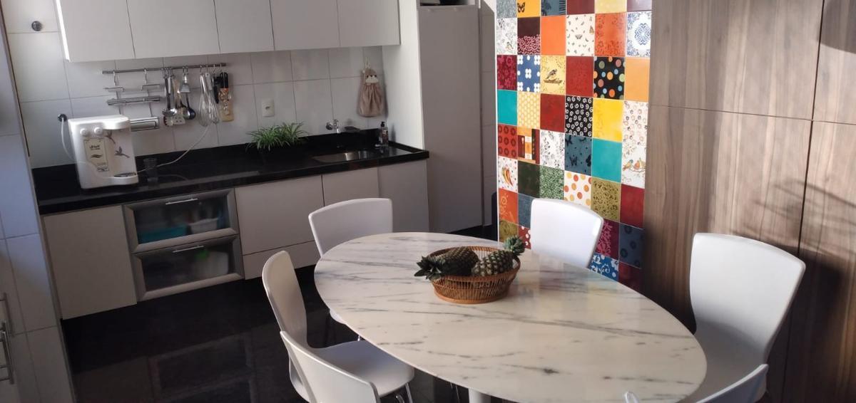 Cobertura, Barroca, 4 Quartos, 3 Vagas, 1 Suíte