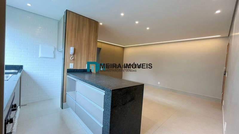 Apartamento, Funcionários, 2 Quartos, 2 Vagas, 1 Suíte