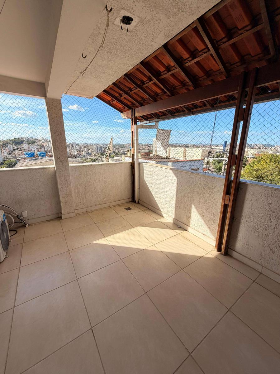 Cobertura, União, 4 Quartos, 2 Vagas, 2 Suítes