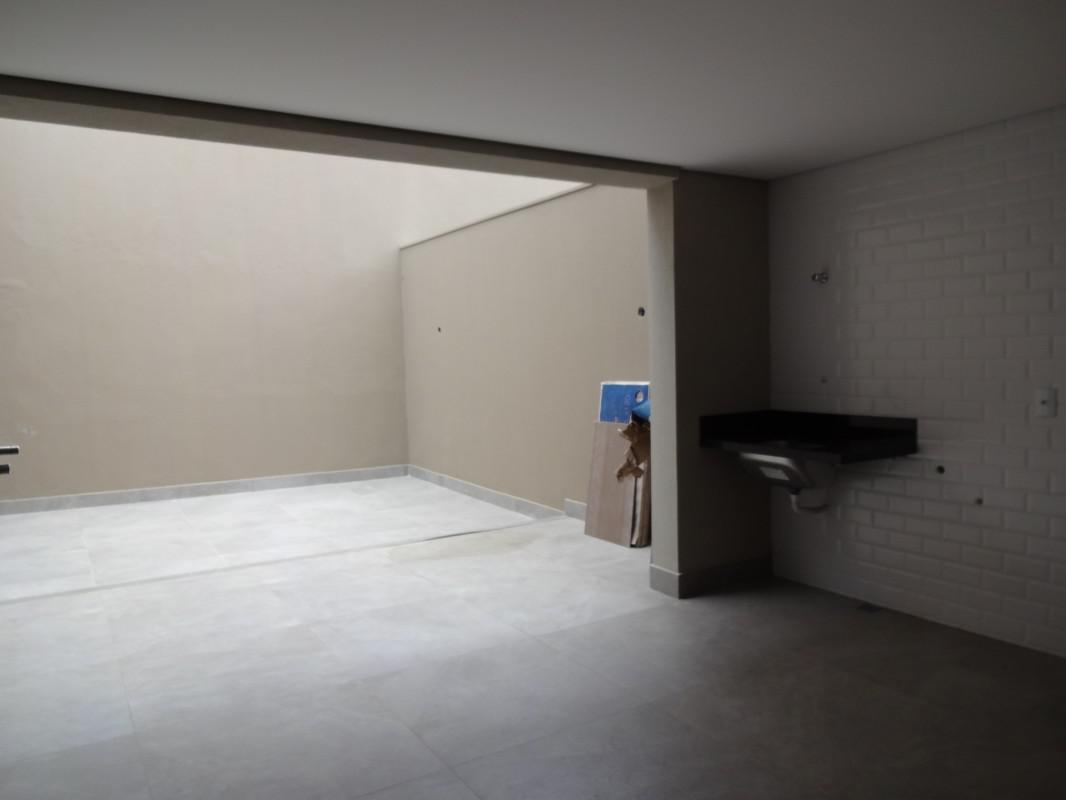 Casa, Jaraguá, 4 Quartos, 3 Vagas, 1 Suíte