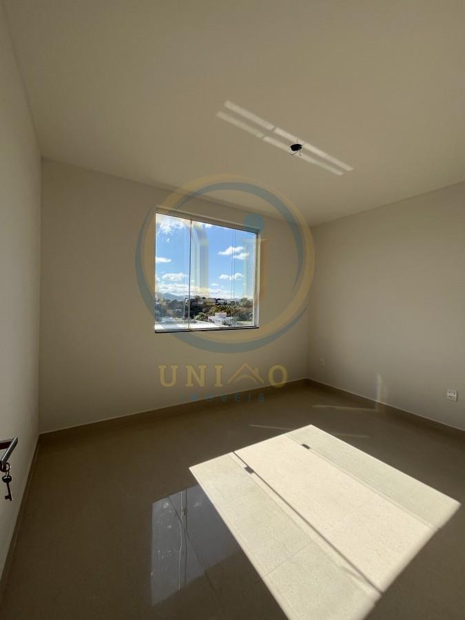 Casa, Novo Centro, 3 Quartos, 2 Vagas