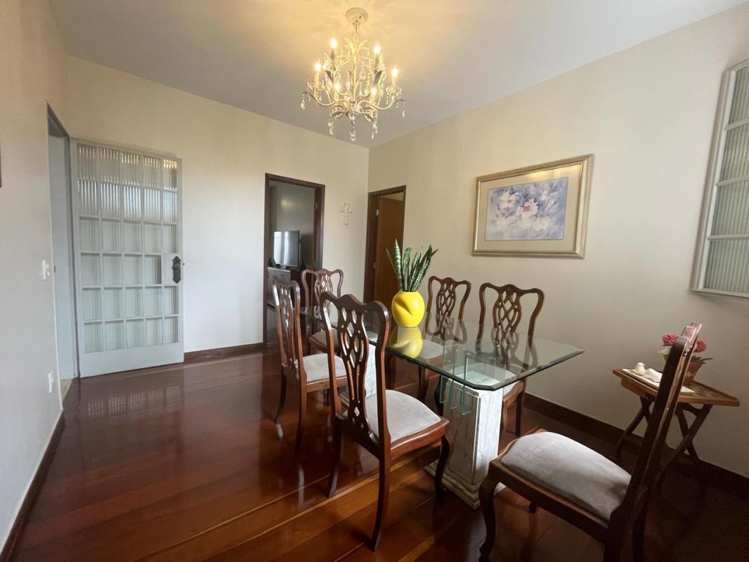 Casa, Alto dos Pinheiros, 3 Quartos, 3 Vagas, 1 Suíte