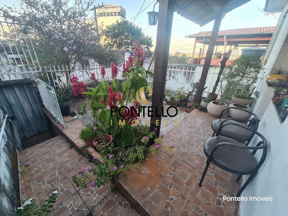 Casa, Cachoeirinha, 4 Quartos, 1 Vaga, 1 Suíte