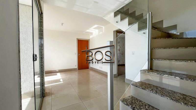 Cobertura, Serra, 2 Quartos, 3 Vagas, 1 Suíte