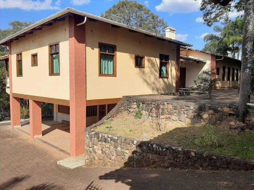 Casa, São Sebastião das Águas Claras, 4 Quartos, 10 Vagas, 4 Suítes