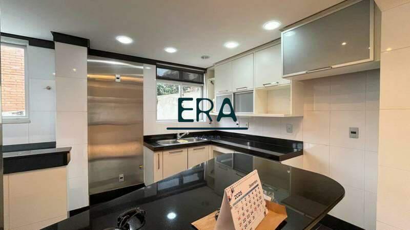 Apartamento, Coração de Jesus, 4 Quartos, 3 Vagas, 1 Suíte