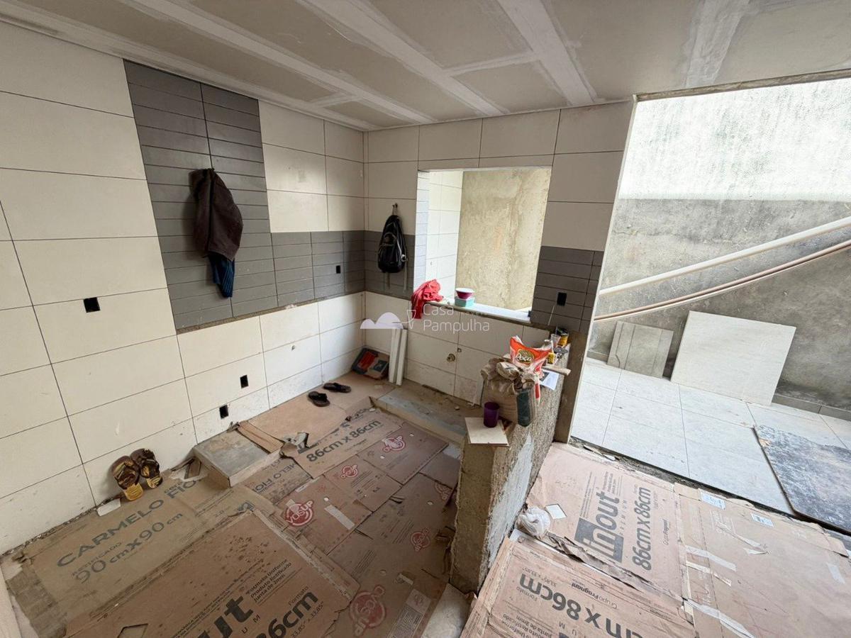 Casa, Itapoã, 3 Quartos, 2 Vagas, 1 Suíte