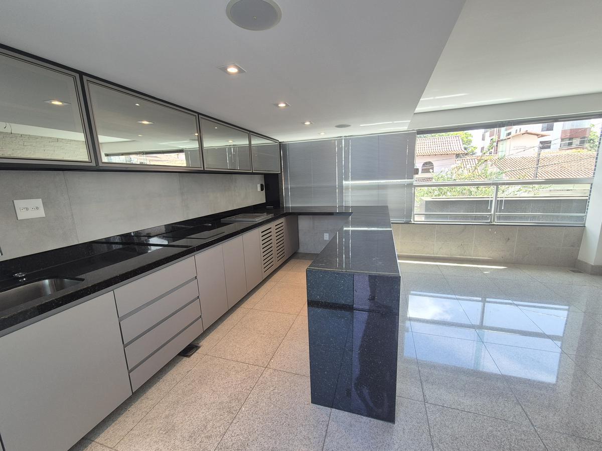 Apartamento, Liberdade, 4 Quartos, 2 Vagas, 2 Suítes