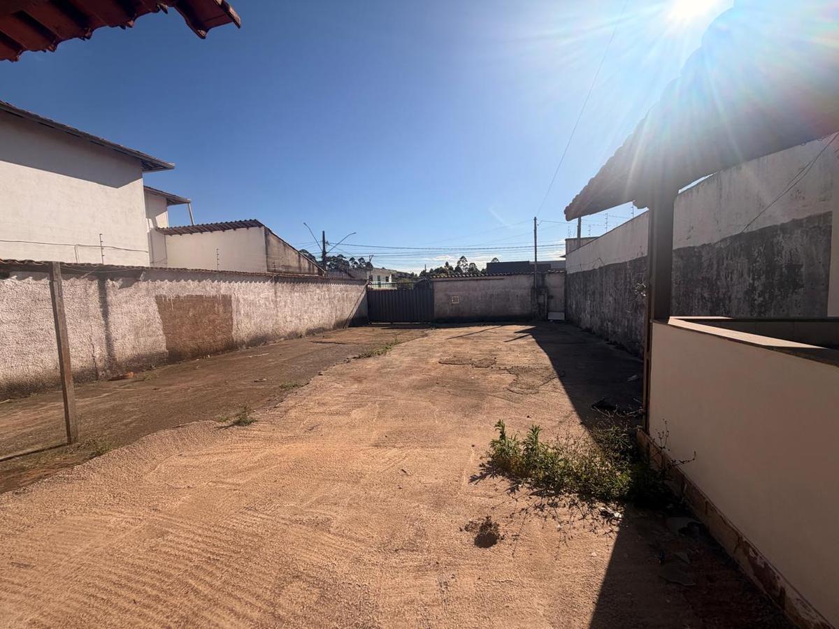Casa, Jardim Canadá, 3 Quartos, 0 Vaga