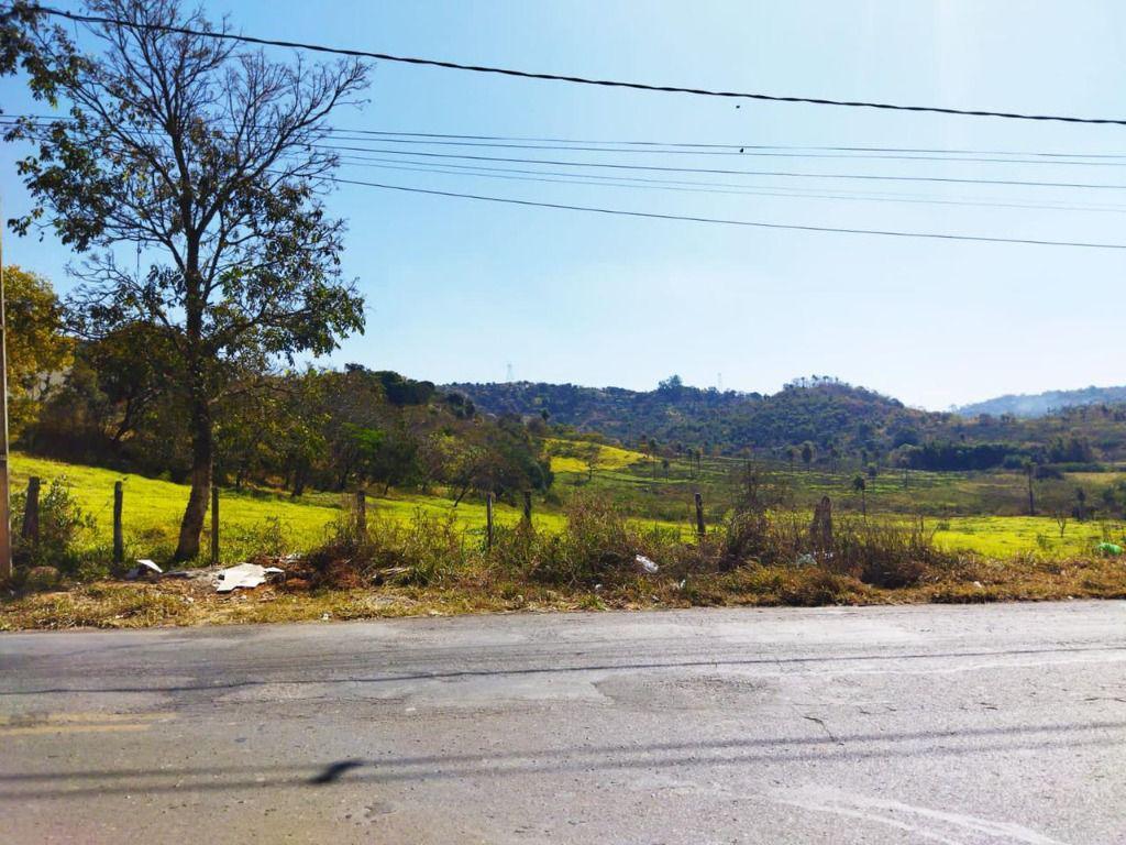 Lote, Centro (justinópolis), 0 Quarto, 0 Vaga