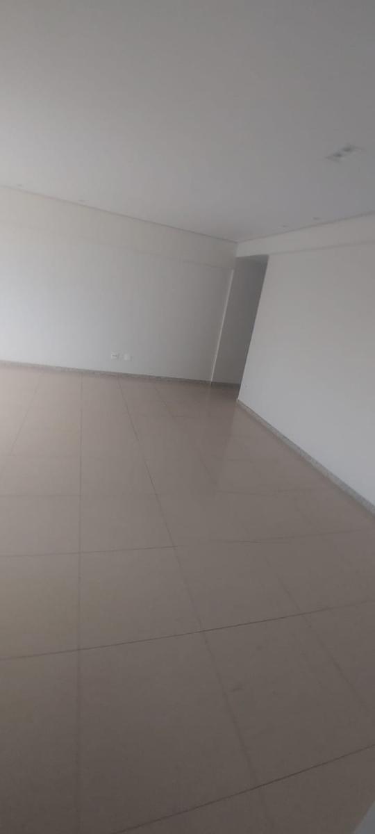 Apartamento, Centro, 3 Quartos, 4 Vagas, 1 Suíte