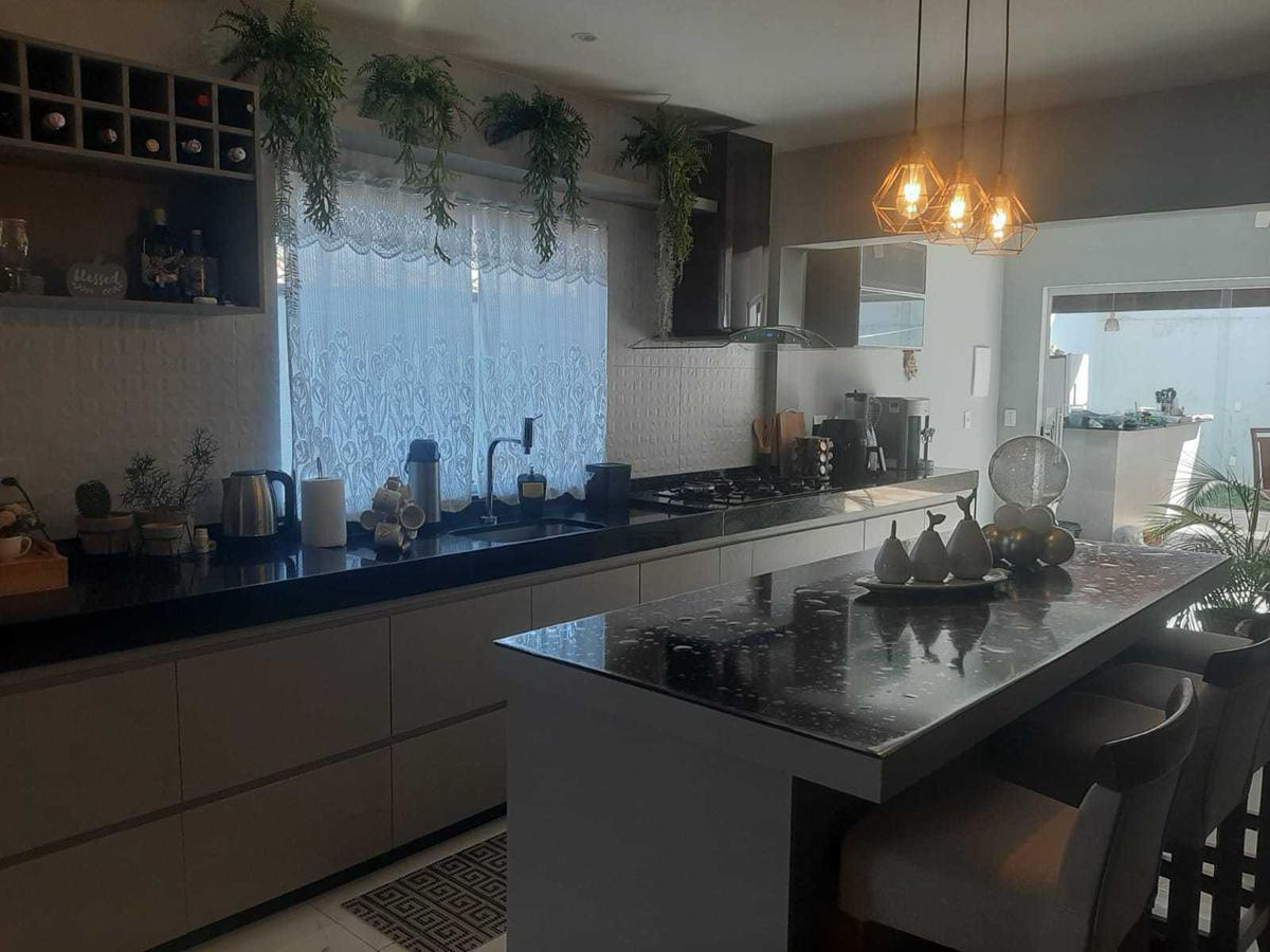 Casa, Canaã, 4 Quartos, 4 Vagas, 1 Suíte