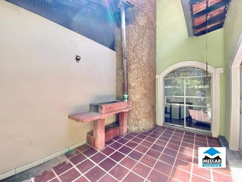 Casa, Sion, 4 Quartos, 6 Vagas, 1 Suíte