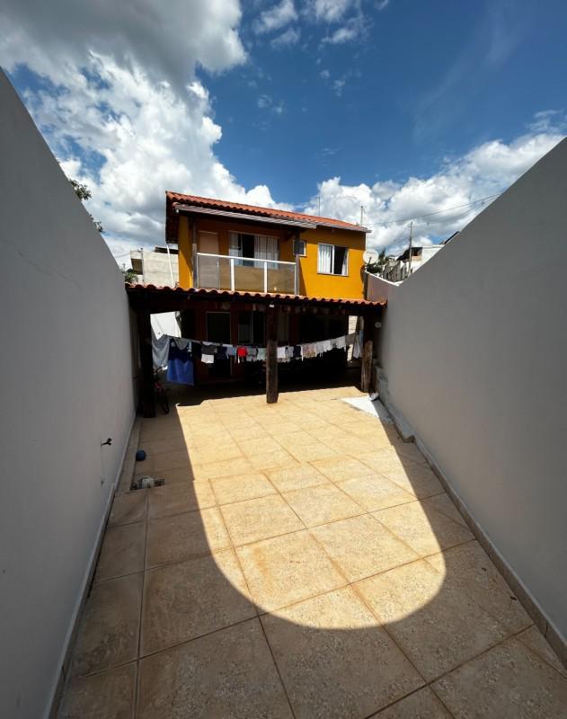 Casa, Masterville, 2 Quartos, 1 Vaga