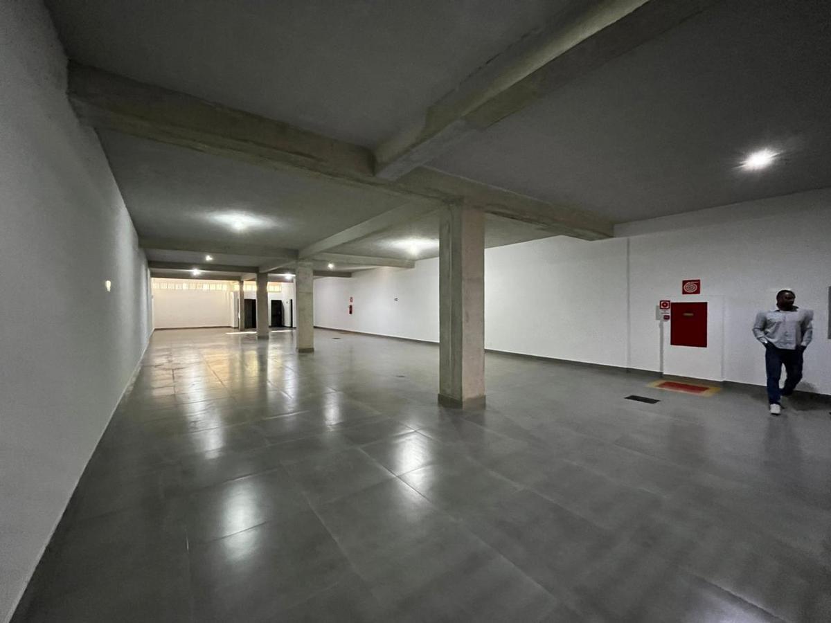 Andar, Funcionários, 0 Quarto, 8 Vagas