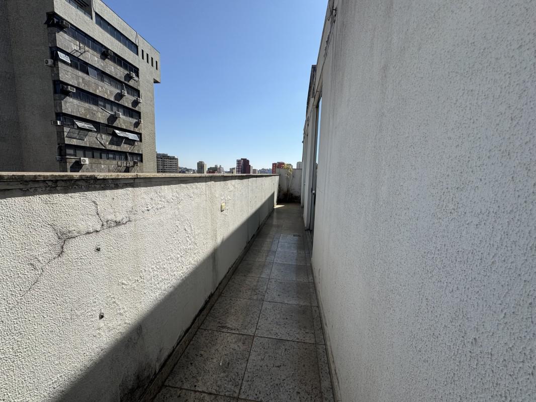 Andar, Centro, 0 Quarto, 5 Vagas