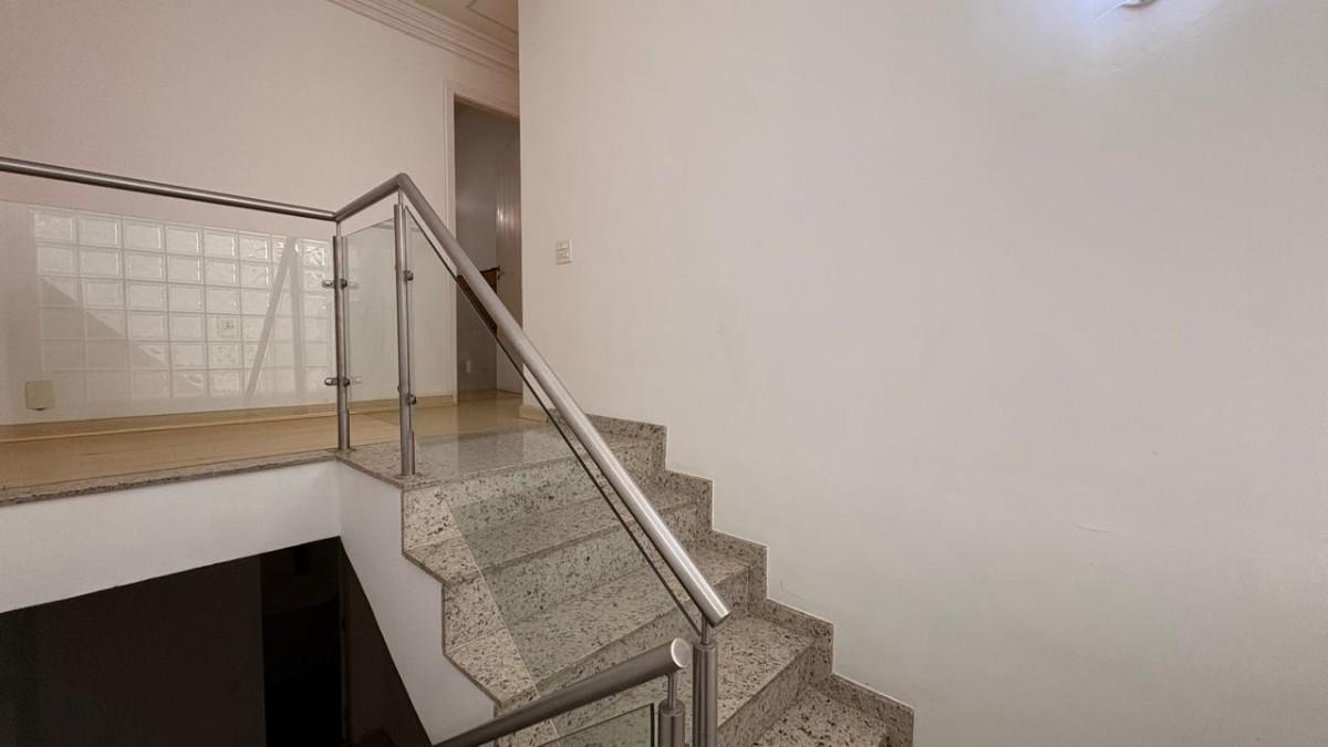 Casa, Vila Paris, 4 Quartos, 4 Vagas, 2 Suítes