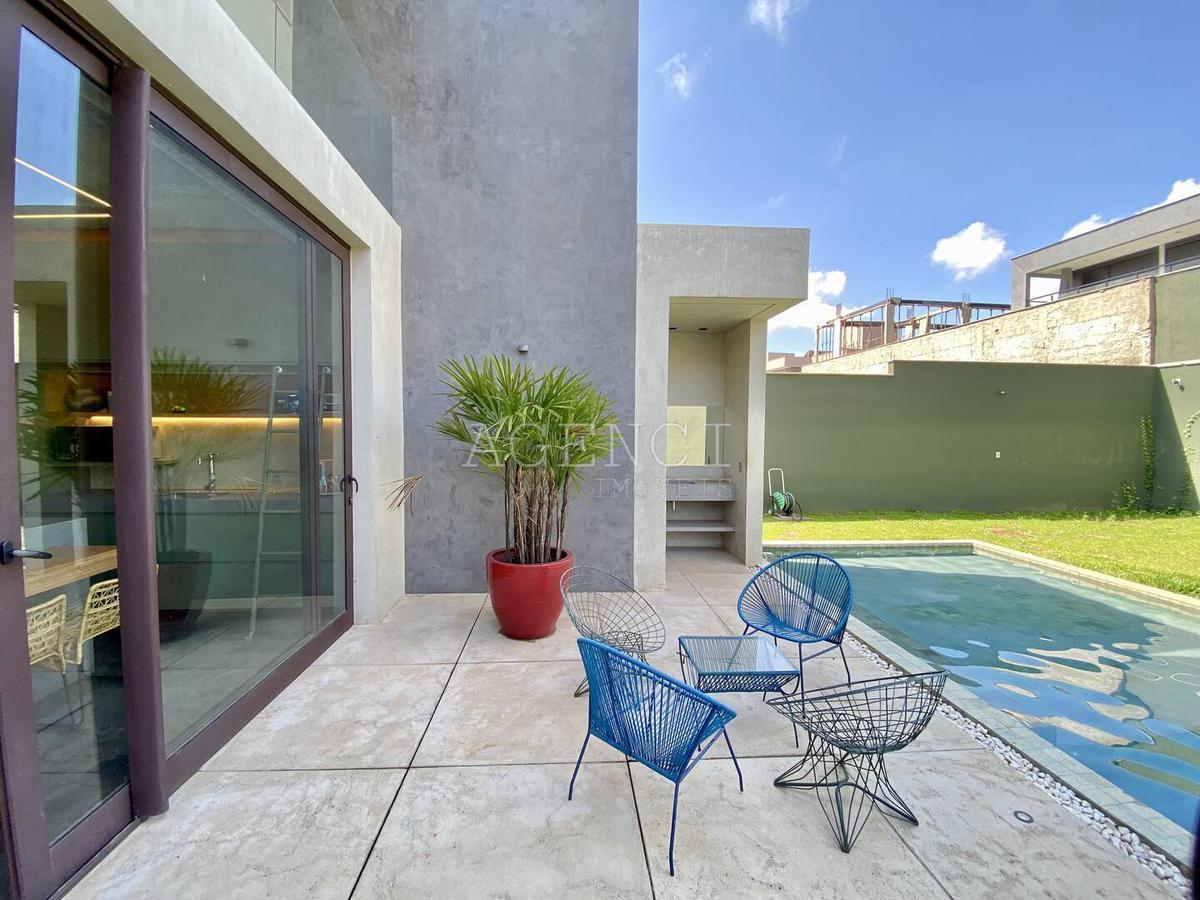 Casa, Alphaville - Lagoa dos Ingleses, 4 Quartos, 0 Vaga, 4 Suítes