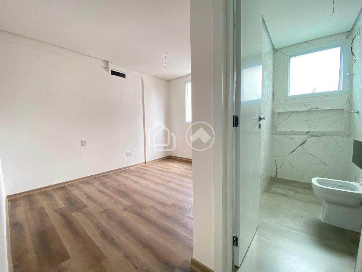 Cobertura, Minas Brasil, 2 Quartos, 2 Vagas, 1 Suíte