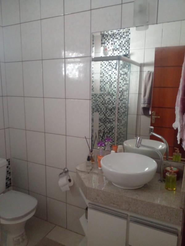 Casa, Novo Eldorado, 4 Quartos, 4 Vagas, 2 Suítes