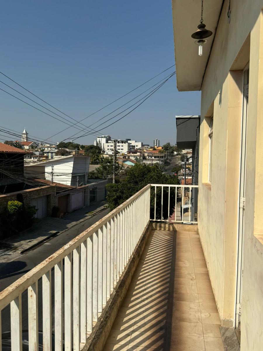 Casa, Renascença, 8 Quartos, 0 Vaga