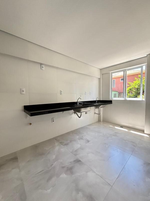 Apartamento, Sagrada Família, 3 Quartos, 2 Vagas, 1 Suíte