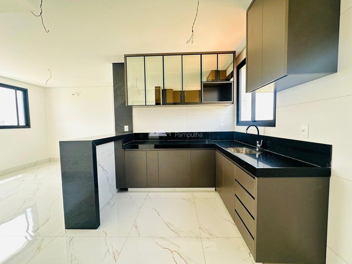 Apartamento, Planalto, 4 Quartos, 2 Vagas, 2 Suítes