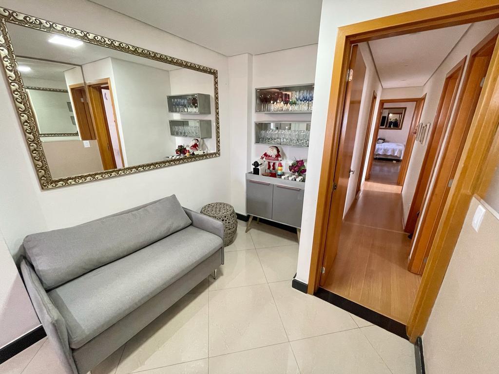 Cobertura, São José, 4 Quartos, 2 Vagas, 2 Suítes