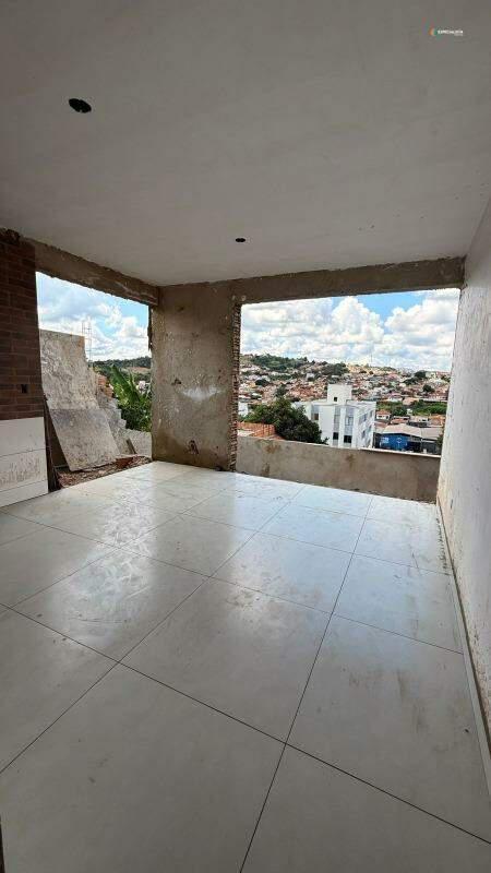 Casa, Adeodato, 3 Quartos, 2 Vagas, 1 Suíte