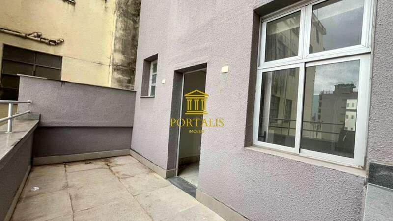 Apartamento, Centro, 2 Quartos, 0 Vaga, 1 Suíte