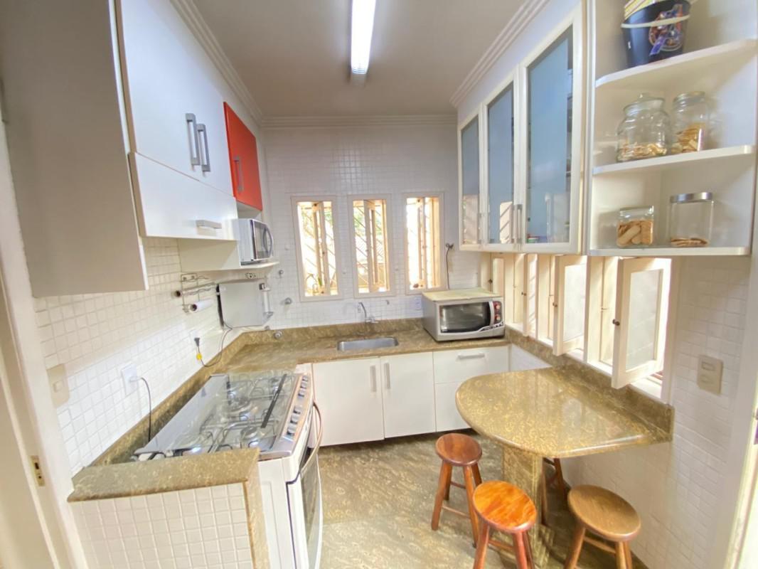 Casa, São José, 3 Quartos, 4 Vagas, 1 Suíte