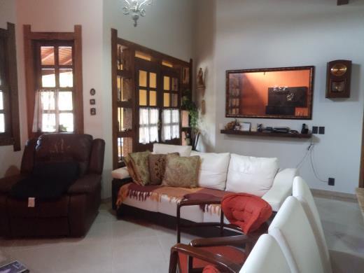 Casa, Planalto, 3 Quartos, 5 Vagas, 1 Suíte