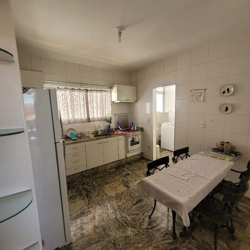 Cobertura, Ouro Preto, 5 Quartos, 3 Vagas, 1 Suíte