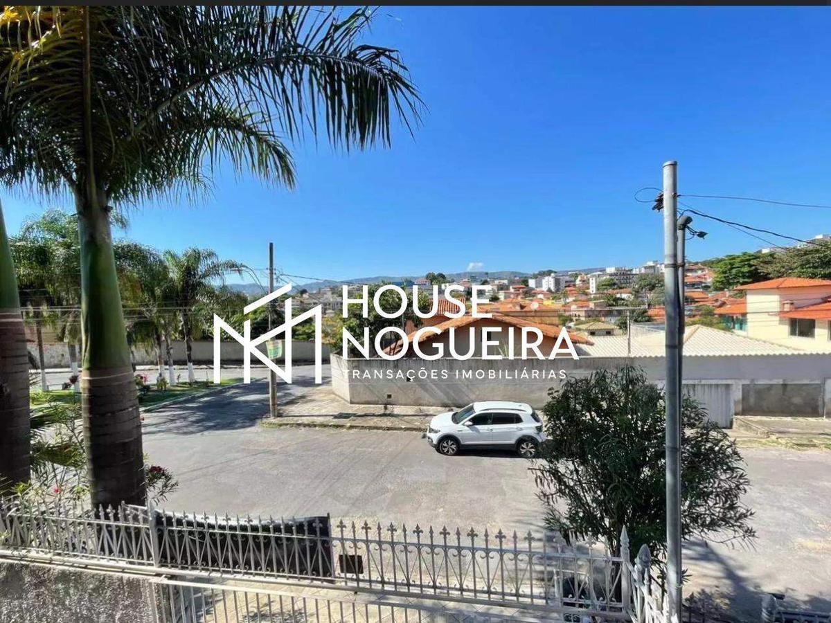 Casa, Tirol, 3 Quartos, 10 Vagas, 1 Suíte