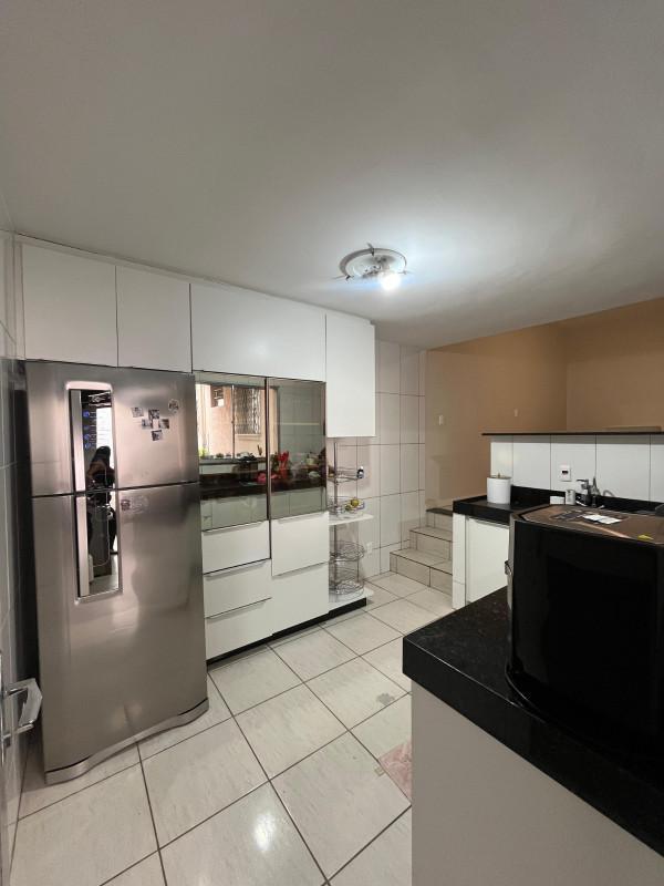 Casa, Tirol (barreiro), 4 Quartos, 3 Vagas, 1 Suíte