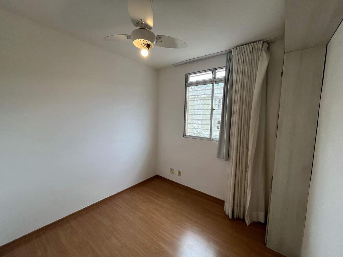 Apartamento, Estoril, 2 Quartos, 1 Vaga