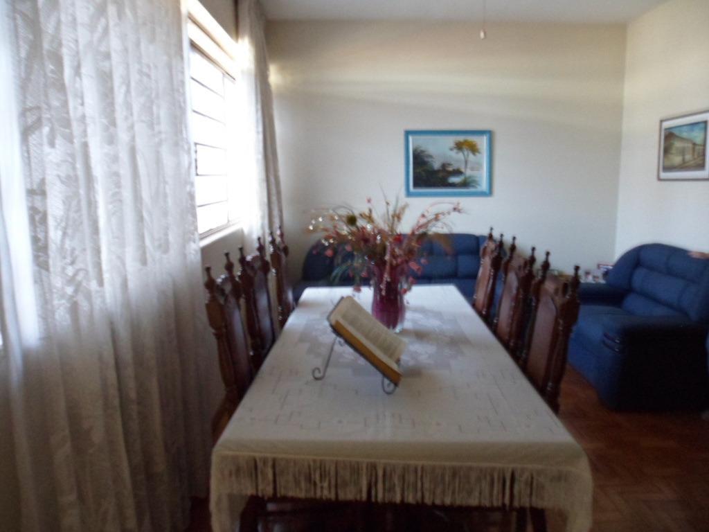 Casa, Barroca, 5 Quartos, 2 Vagas, 1 Suíte