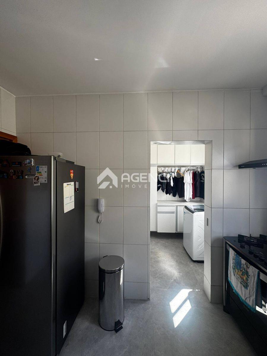 Apartamento, Castelo, 3 Quartos, 0 Vaga, 1 Suíte