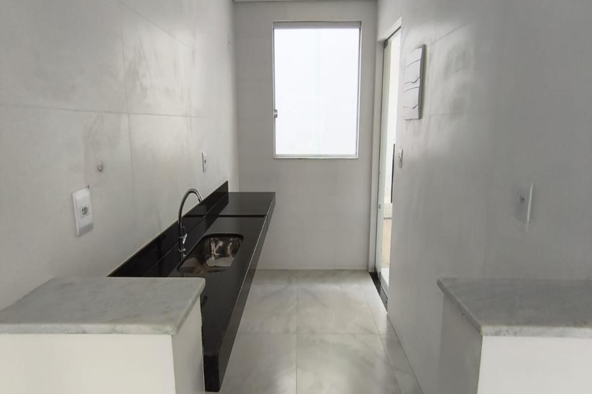 Casa, Planalto, 2 Quartos, 1 Vaga, 2 Suítes