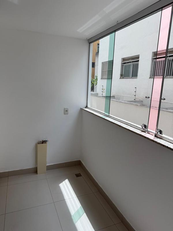 Apartamento, Sagrada Família, 3 Quartos, 2 Vagas, 1 Suíte