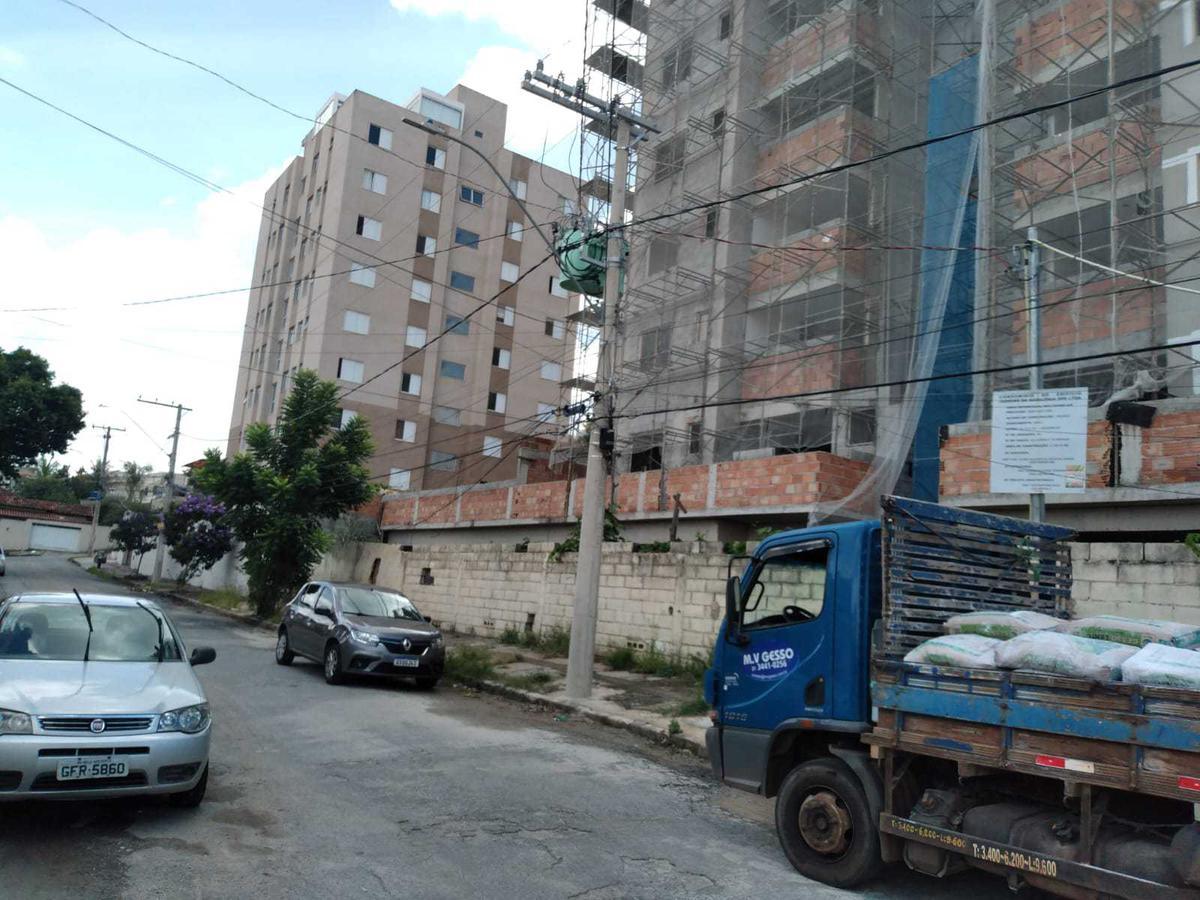 Apartamento, Serrano, 2 Quartos, 2 Vagas, 1 Suíte