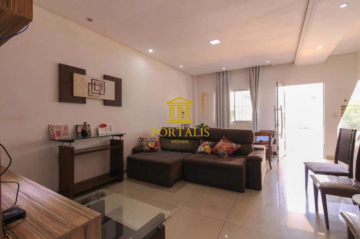 Casa, Sagrada Família, 6 Quartos, 2 Vagas, 5 Suítes