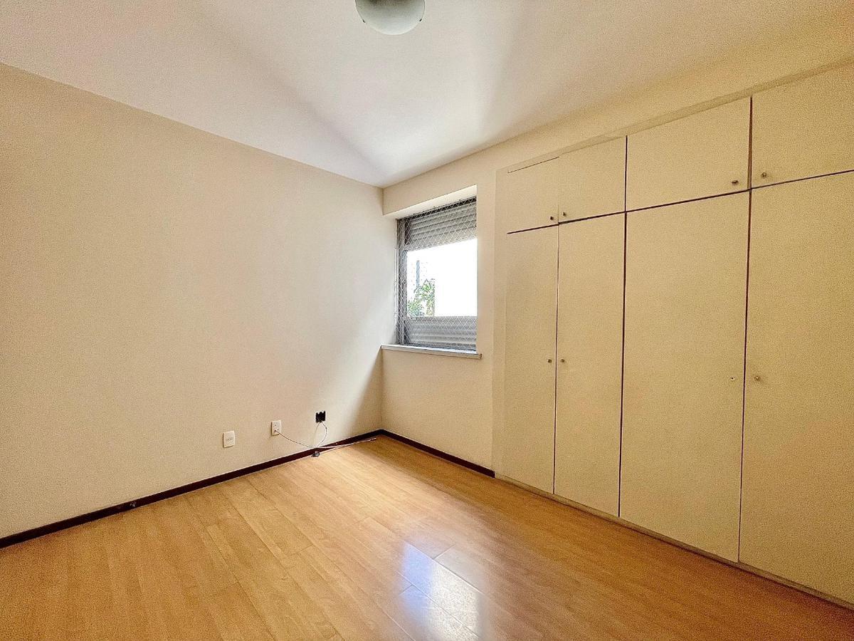 Apartamento, São José, 4 Quartos, 2 Vagas, 1 Suíte