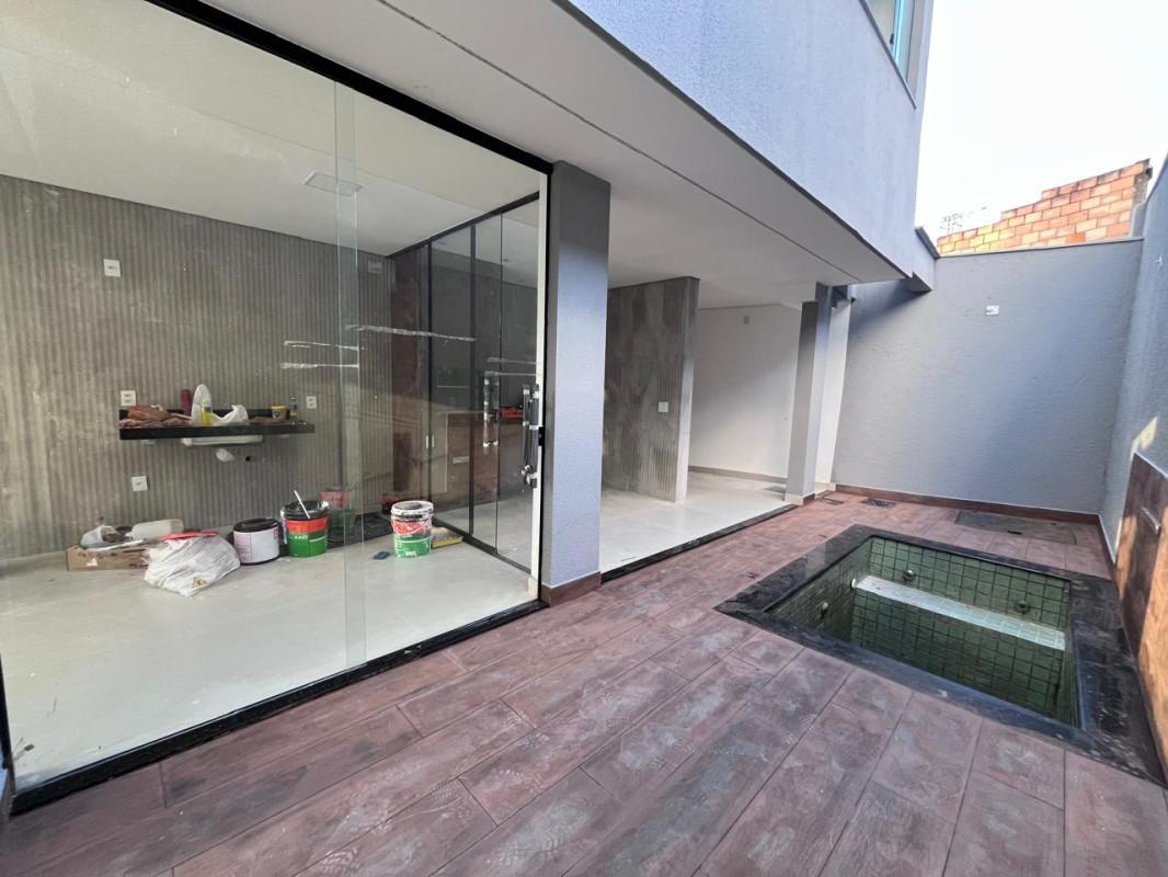 Casa, São Pedro, 3 Quartos, 2 Vagas, 1 Suíte