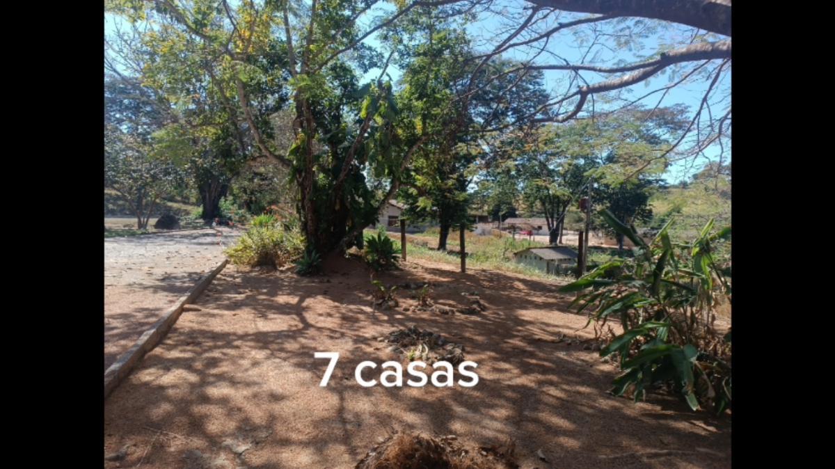 Fazenda, Zona Rural, 8 Quartos, 0 Vaga, 2 Suítes