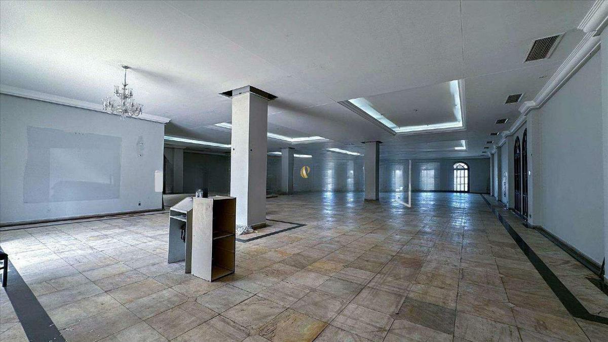 Prédio, Estoril, 0 Quarto, 32 Vagas